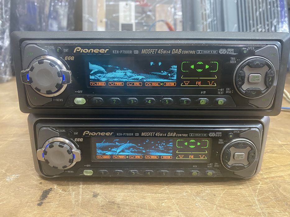 Player auto Pioneer KEH P 7900R Mosfet,animatii delfini,old school