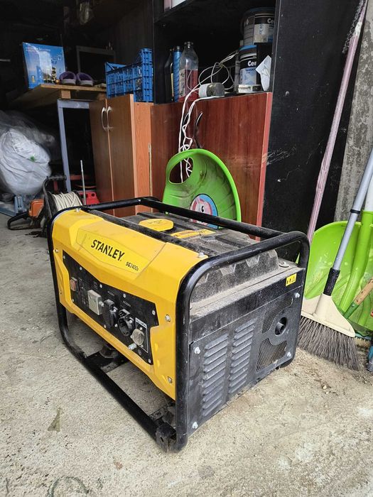 Inchiriez Placa Compactoare . Picamer