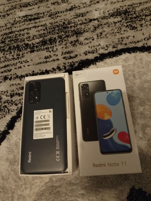 Vând diferite telefoane