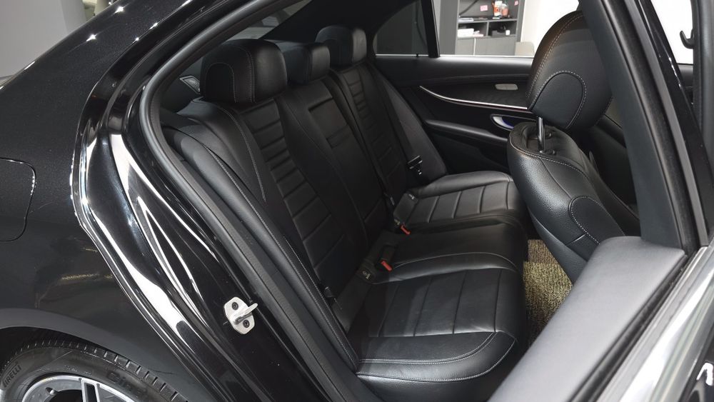 Mercedes-Benz E-Class E250 AMG Line (под ключ)