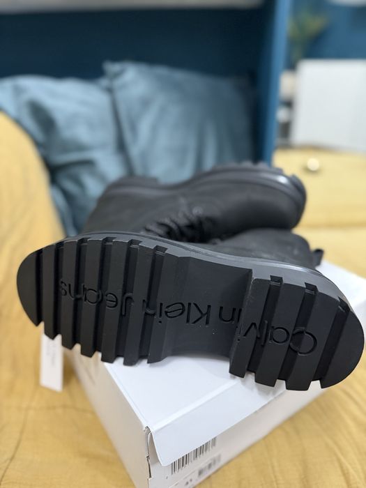 Calvin Klein Jeans Lugged LacedUp Boot bocanci culoare negru 44 noi