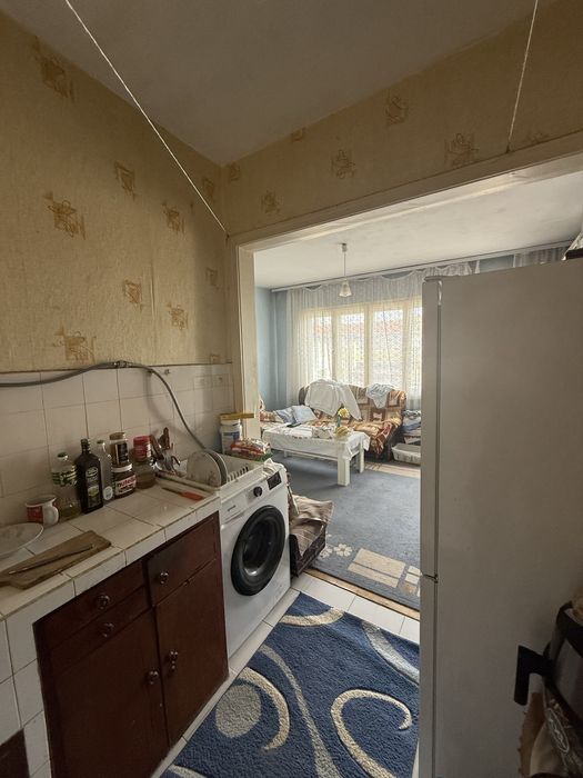 Продава се Тристаен апартамент в Варна, Базар Левски - 80 кв.м за 3113 €/кв.м - Снимка #4