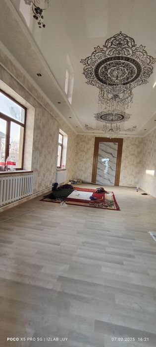 Ховли сотилади 8 стухли Янги уй