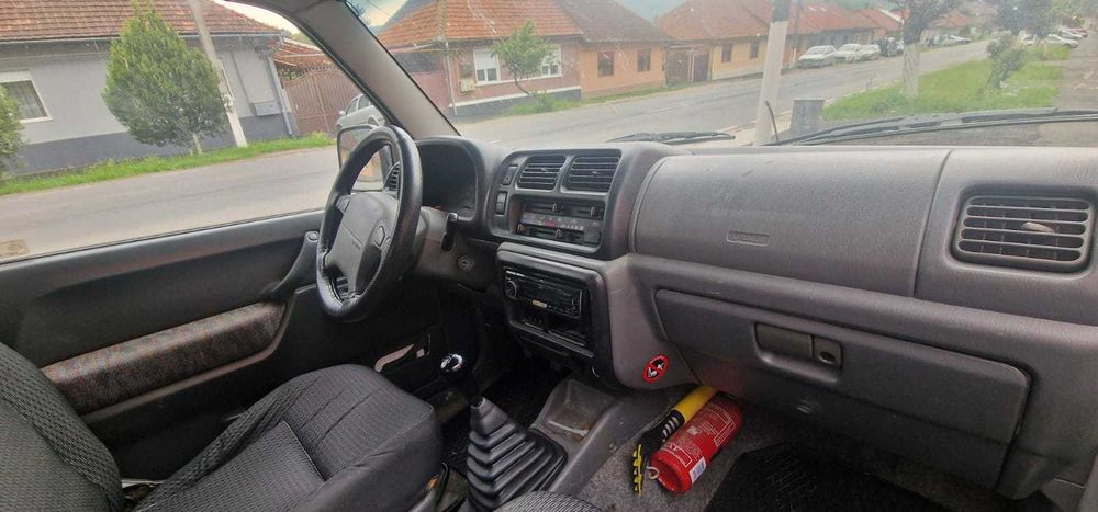 SUZUKI JIMNY 173 000 km anul 2000
