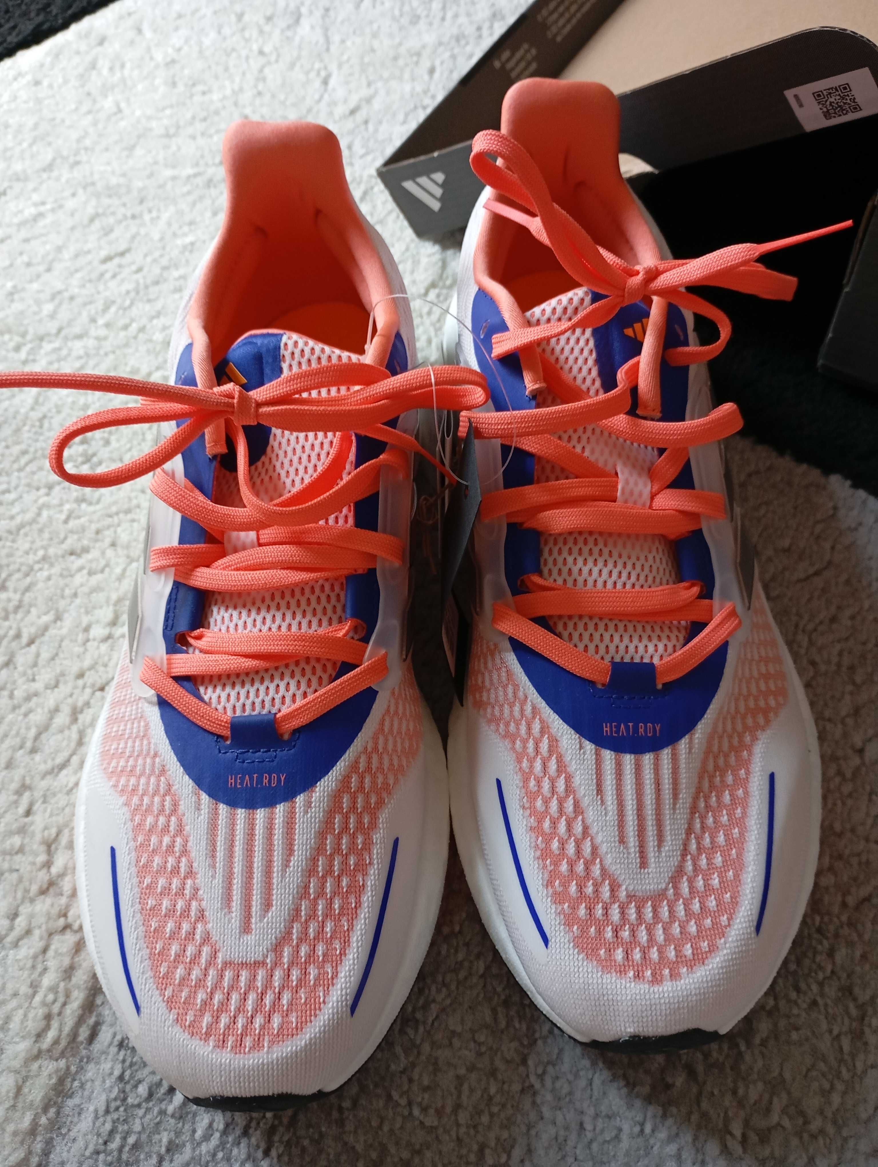 Маратонки Adidas Pureboost