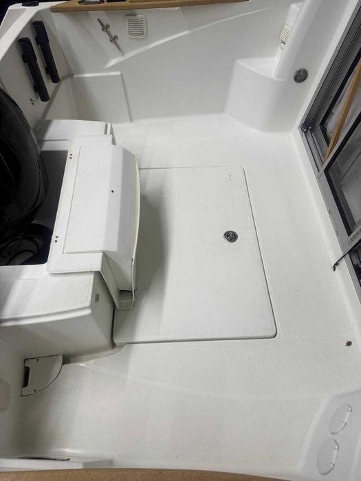 VAND Barca cabinata BENETEAU ANTARES 680 + peridoc