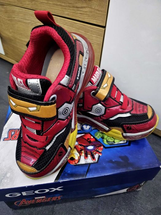 Светещи Детски маратонки GEOX