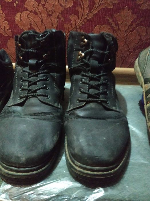 Продам ботинки зимние