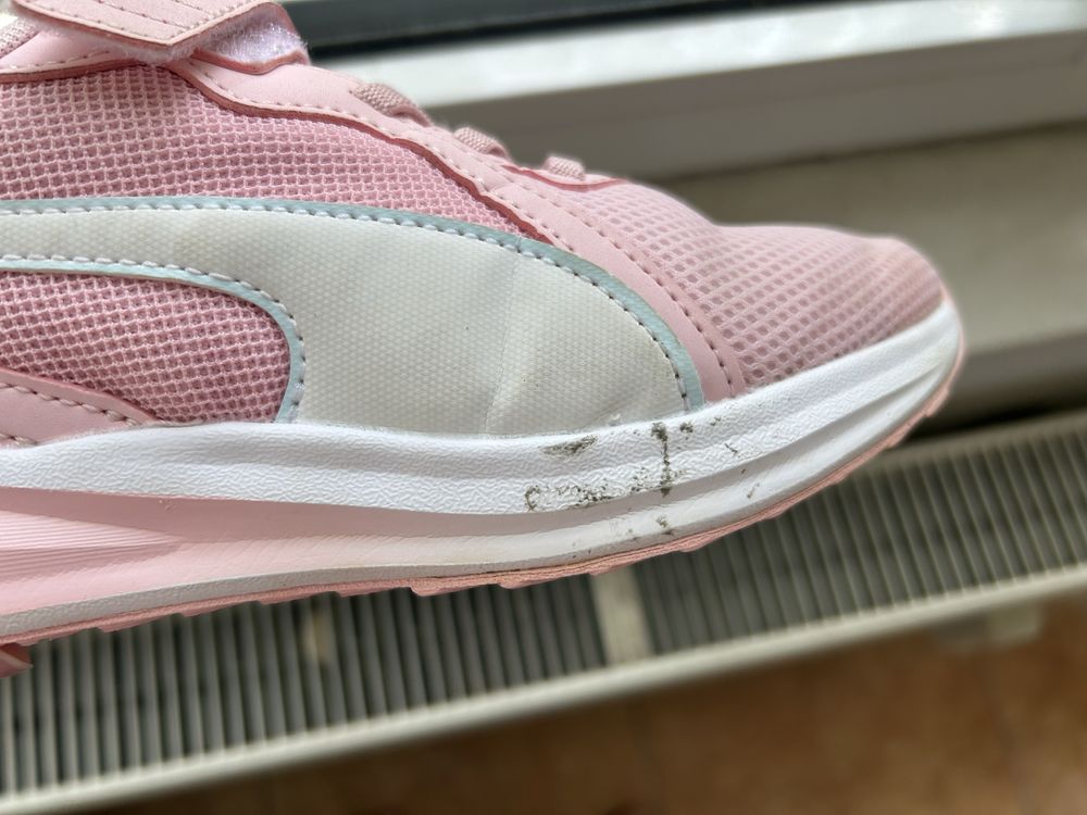 Adidași Puma pentru fete, mărime 33