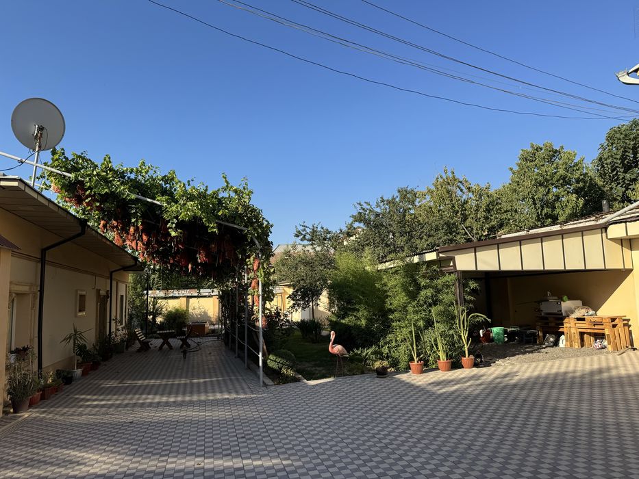 Срочно продаётся 3 дома в 1 дворе (22 соток) для комфортной жизни!