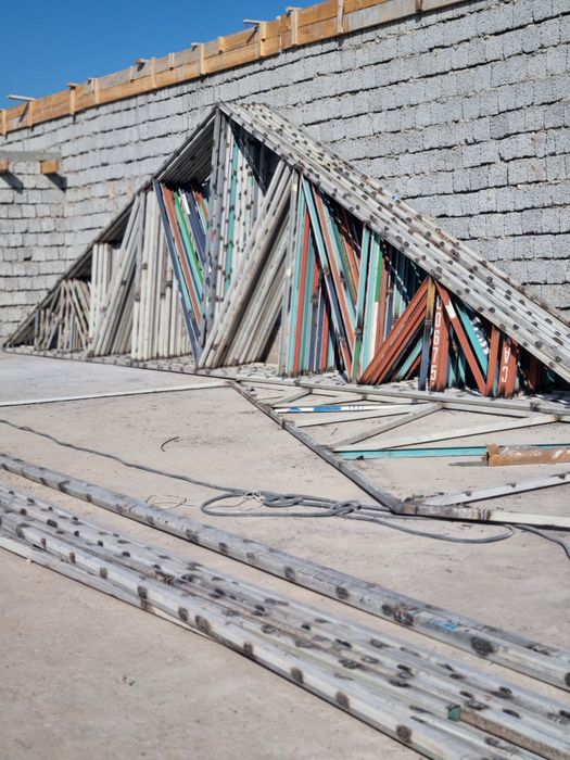 ferma tom naveslar quramiz