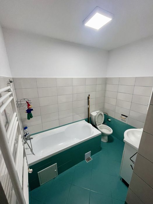 Inchiriez Apartament cu 1 Camera, Curte si loc de parcare in Rediu 60m