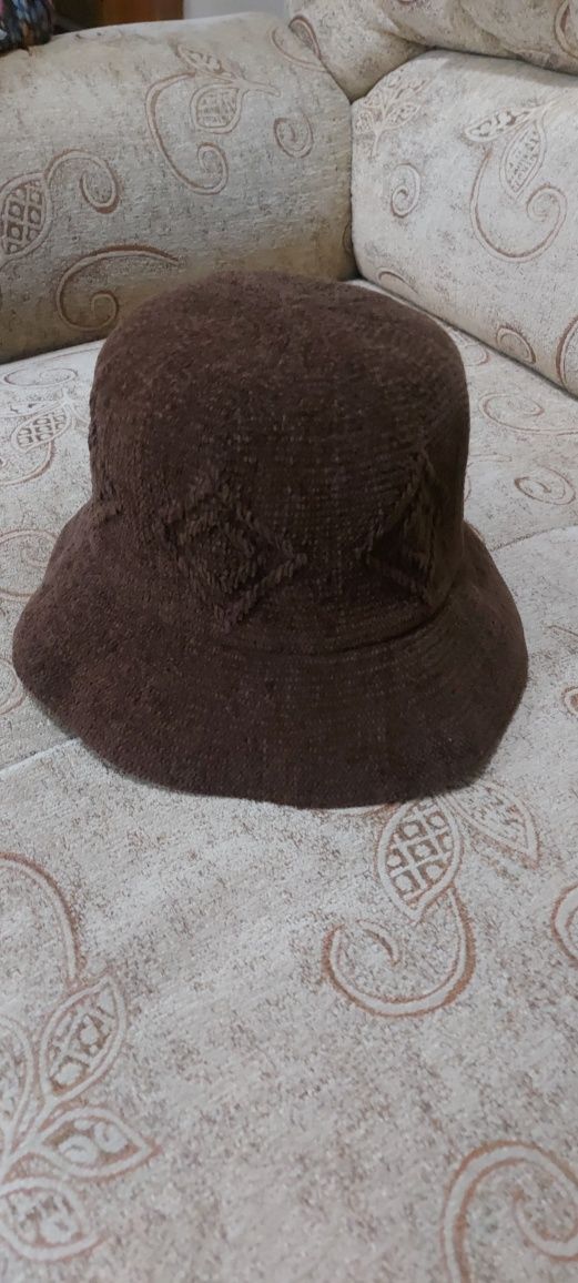 Шляпа женская продам
