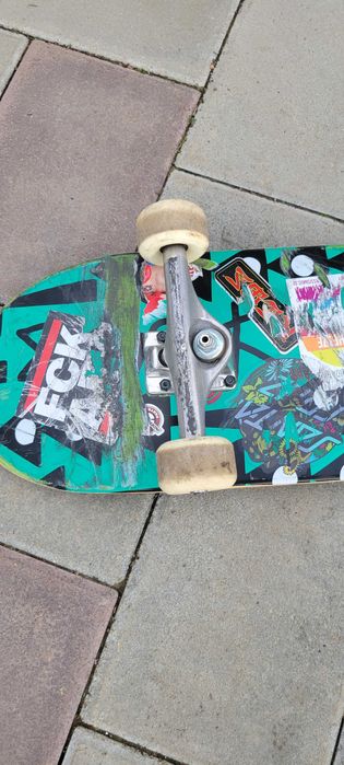 skateboard  INDEPENDENT