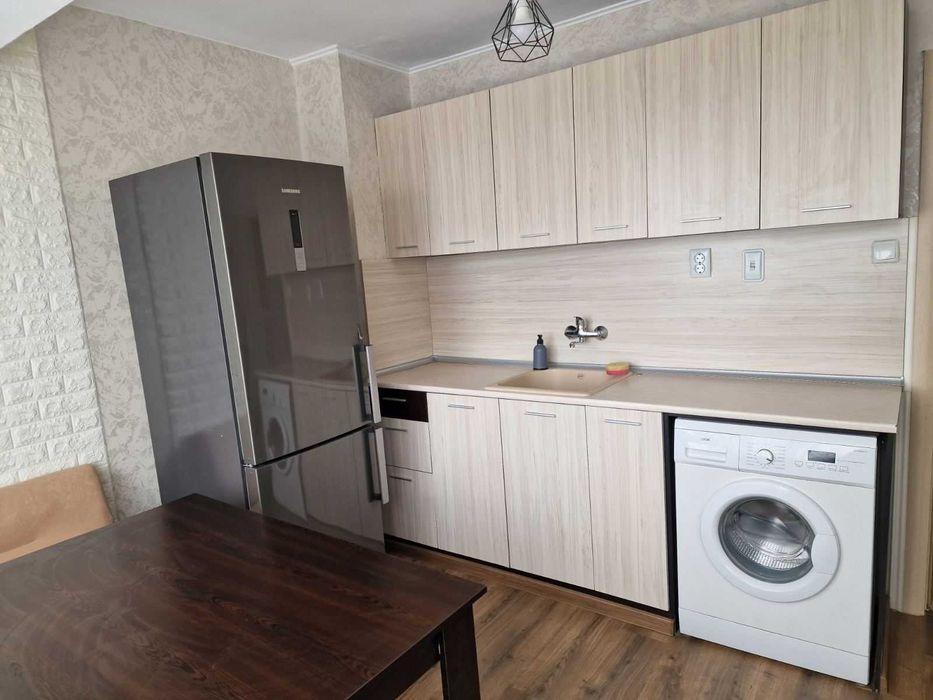 Дава се под наем Тристаен апартамент в Ямбол, Граф Игнатиев - 70 кв.м за 316.2 € - Снимка #8