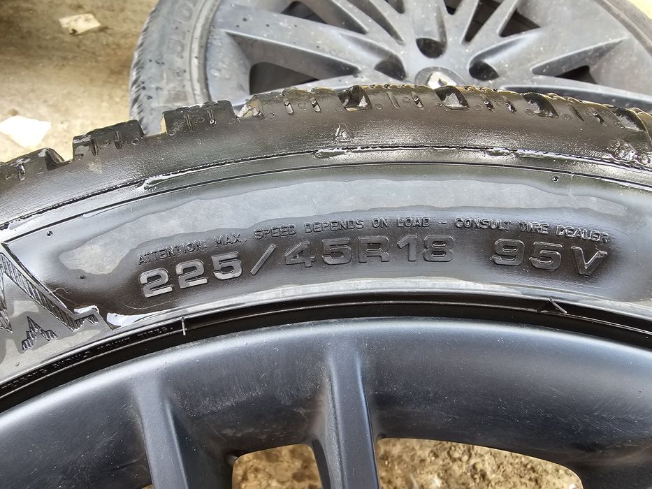 Vând roți Renault Laguna 3