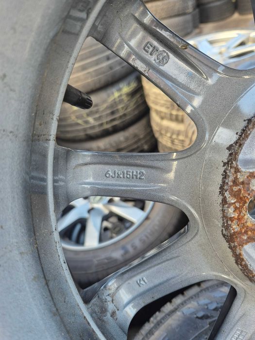 Roti Jante Aliaj + Anvelope IARNA 4x100 185/65/15 Dacia Logan Sandero