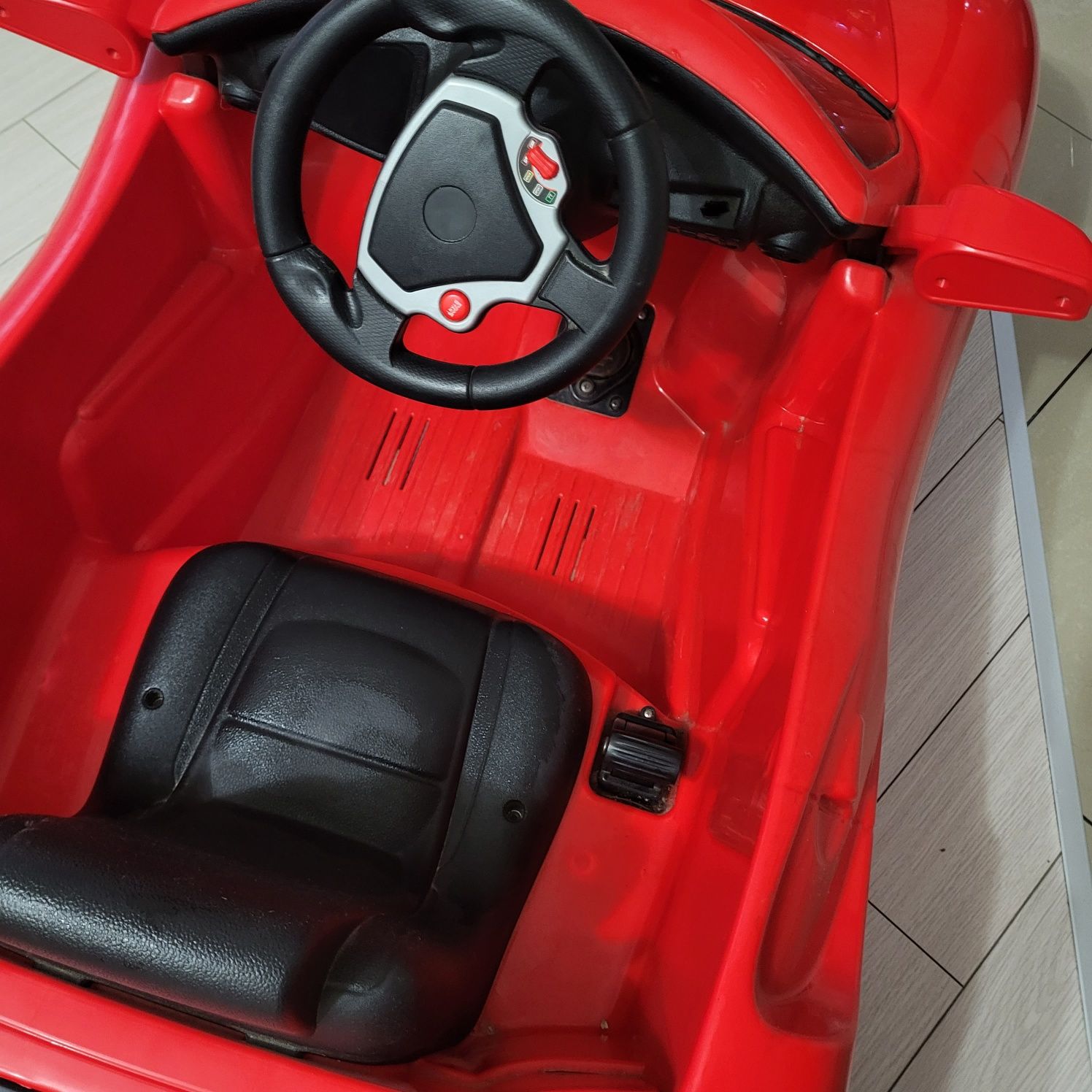 Masinuta electrica Ferrari