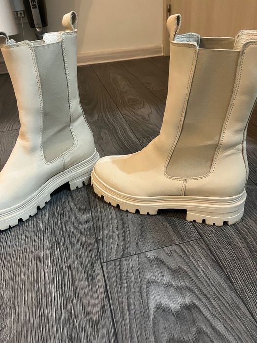 Боти тип челси Tamaris