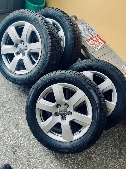 Гуми и джанти от Audi 235/55/17 Оригинални джанти зимни гуми !