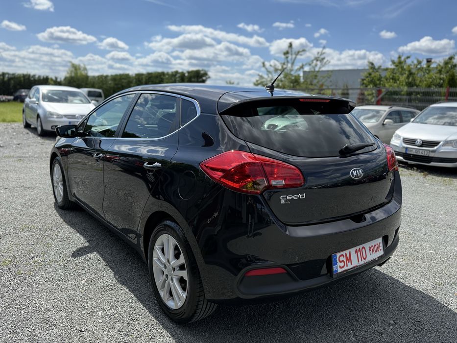 Kia Ceed Hatchback 1.6 CRDi 110cp 6+1 trepte Euro5, RAR Efectuat!