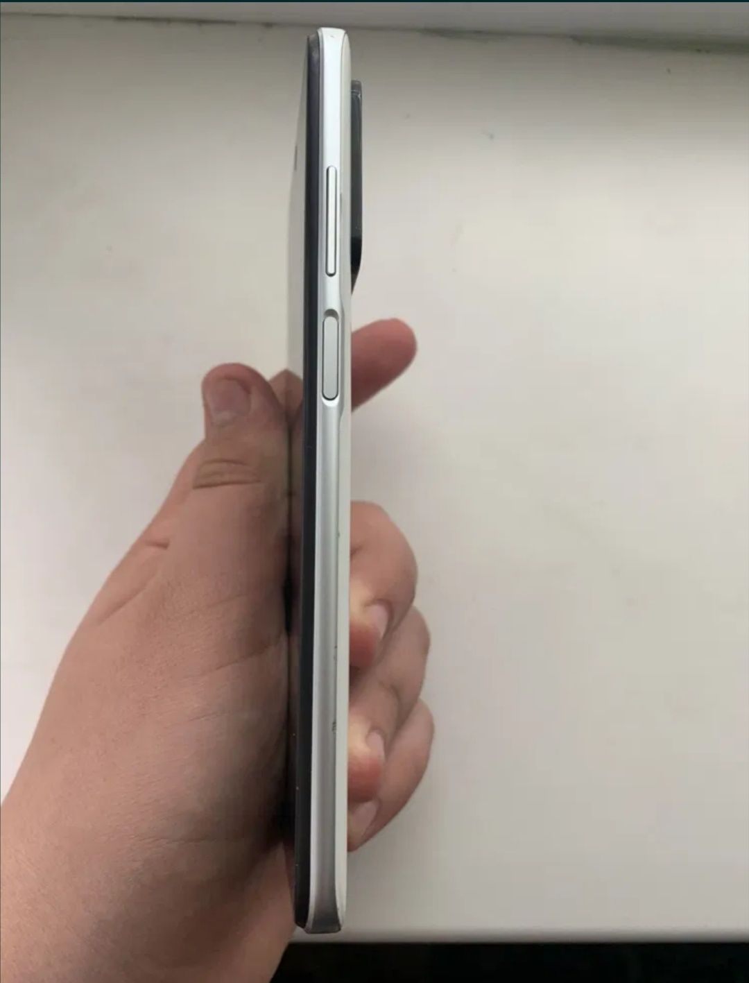Redmi 10 128GB  като чисто нов е може и бартер за друг телефон