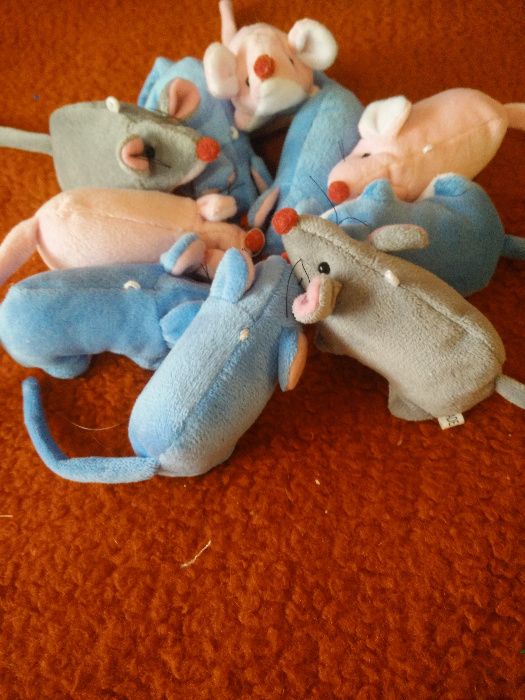 Играчка за котка - плюшена мишка