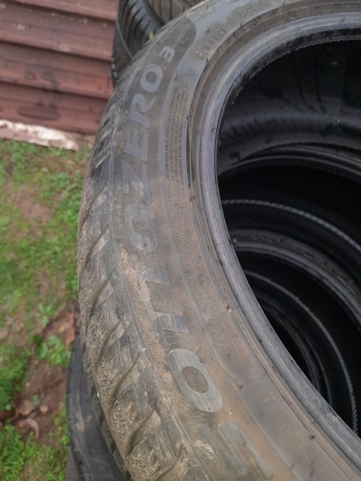 Гуми Дънлоп, Пирели