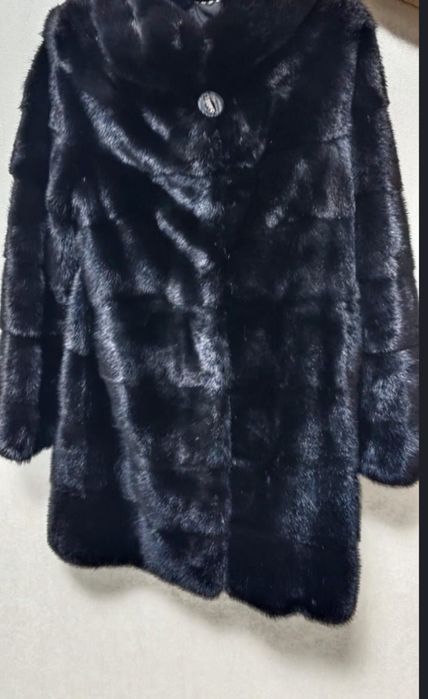 Продам шубу норковую