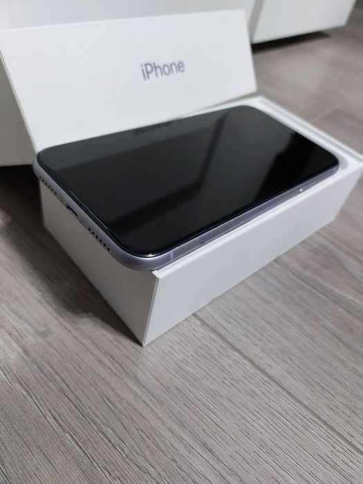 iPhone 11 64GB Purple