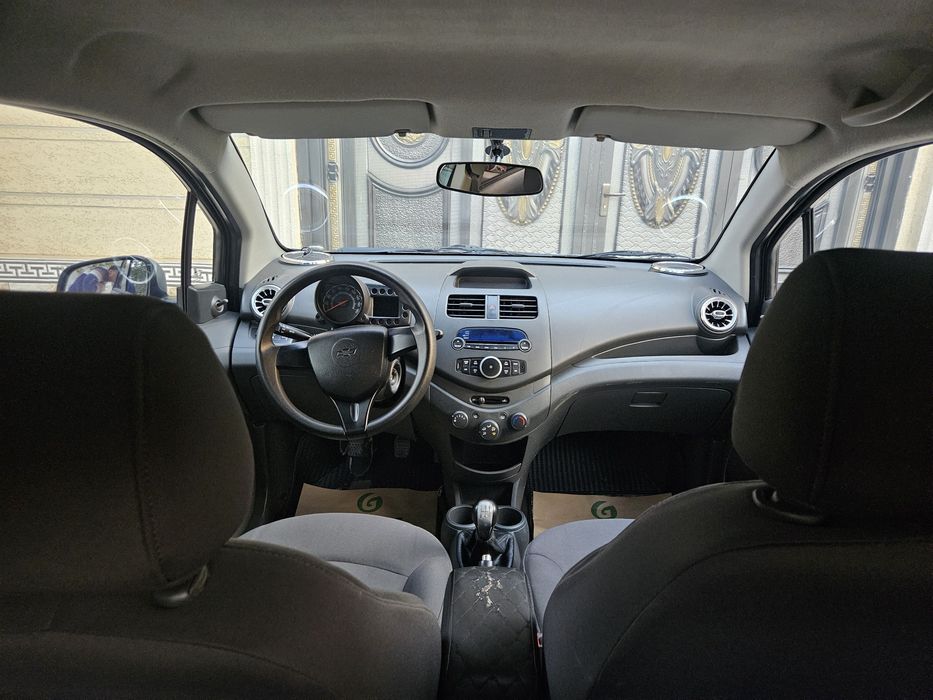 Срочни сотилади 2014