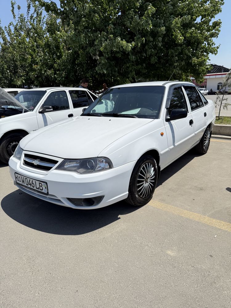 Продается нексия 2