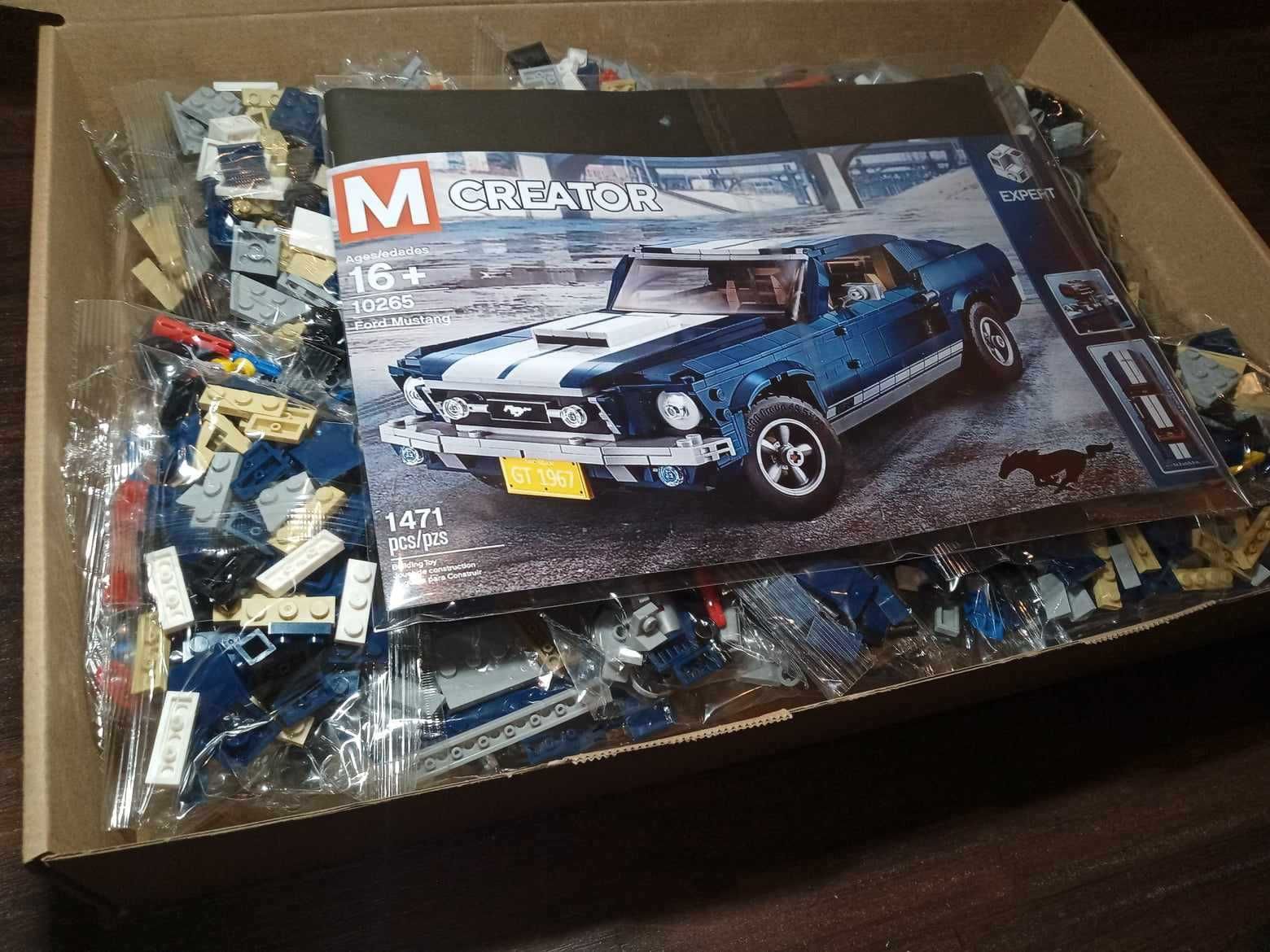 NOU Tip lego masina Creator Expert Ford Mustang 10265