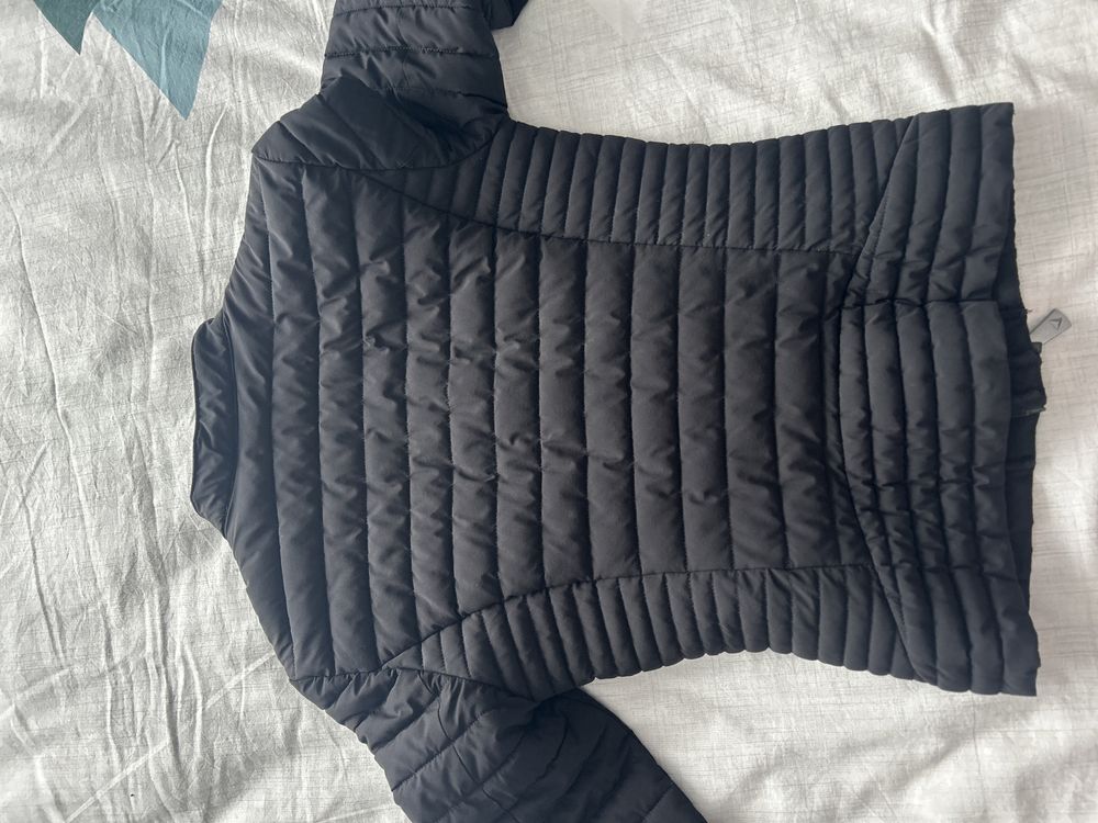Пролетно/есенно яке Guess