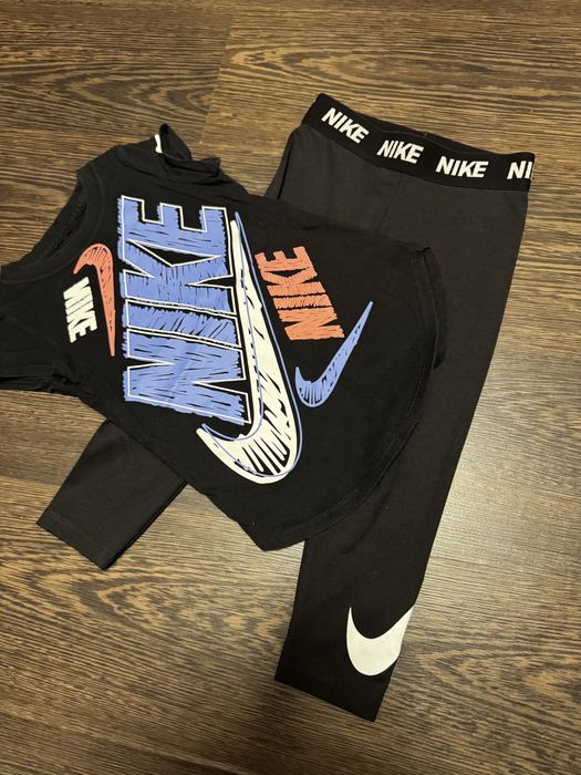Compleu Nike fetițe – colanți și tricou