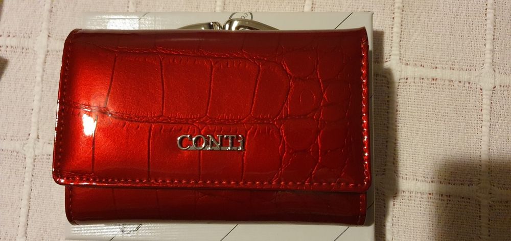Кожен дамски портфейл Conti