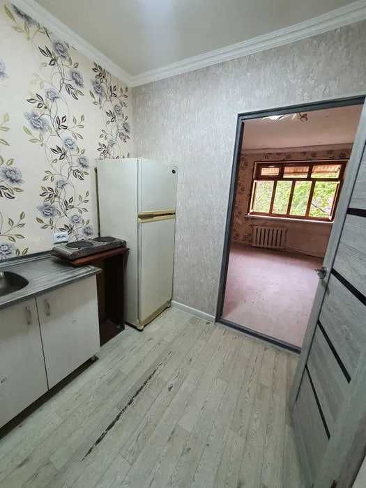 СРОЧНО !!! Продается квартира в Яшнабаде 1/3/4 (18 кв/м ) Авиасозлар 3