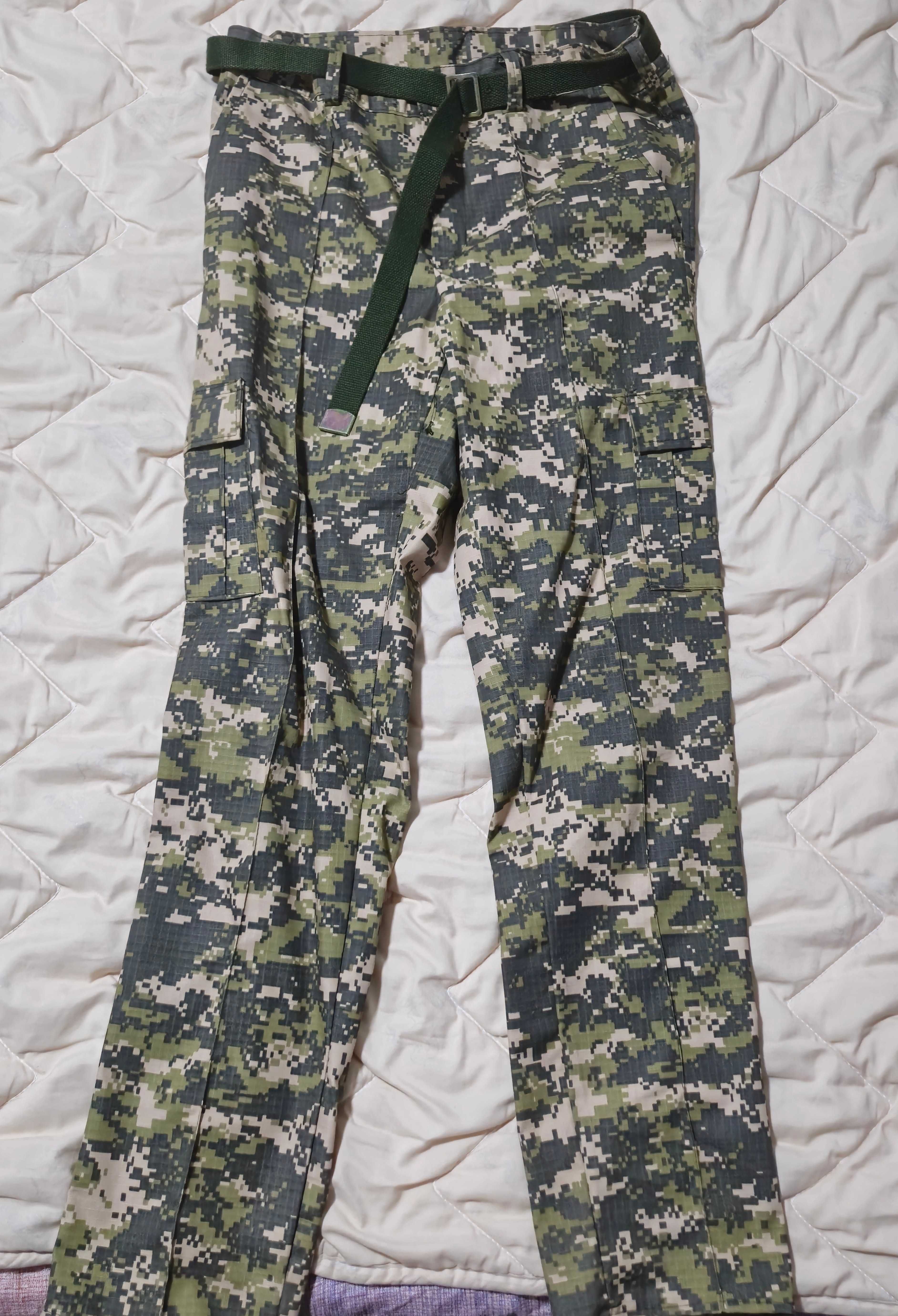 Продам школьную военную форму