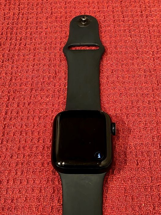 Apple watch SE, 40mm, second generation