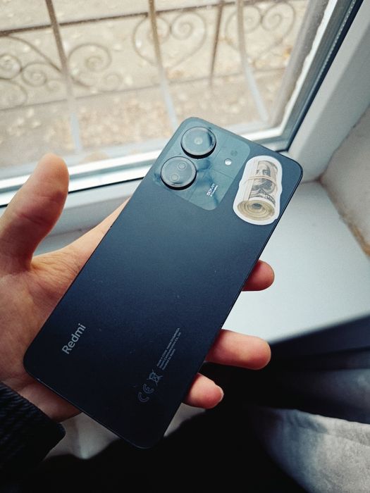 Redmi 13C  12/256гб.