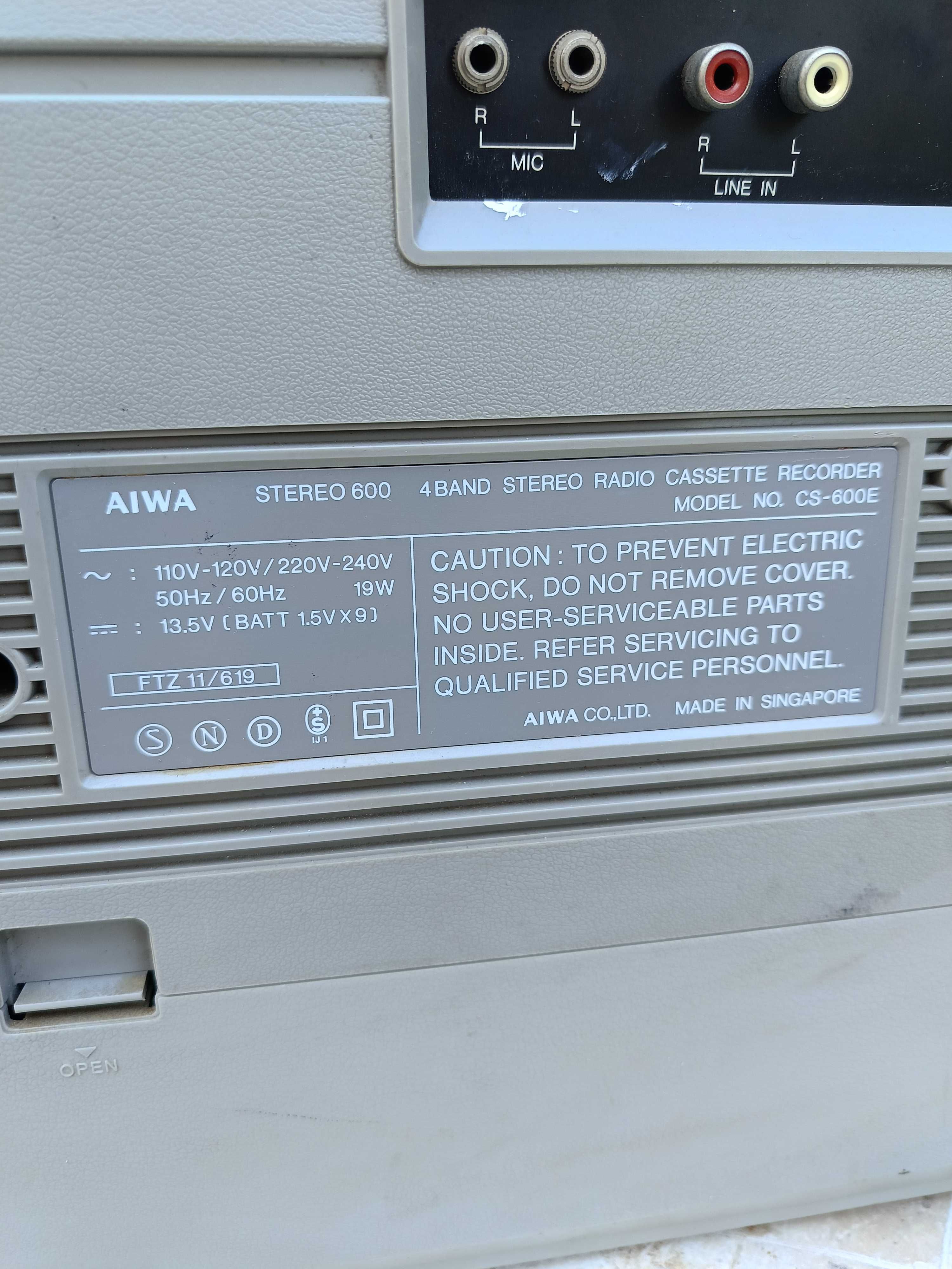 Касетофон "AIWA"