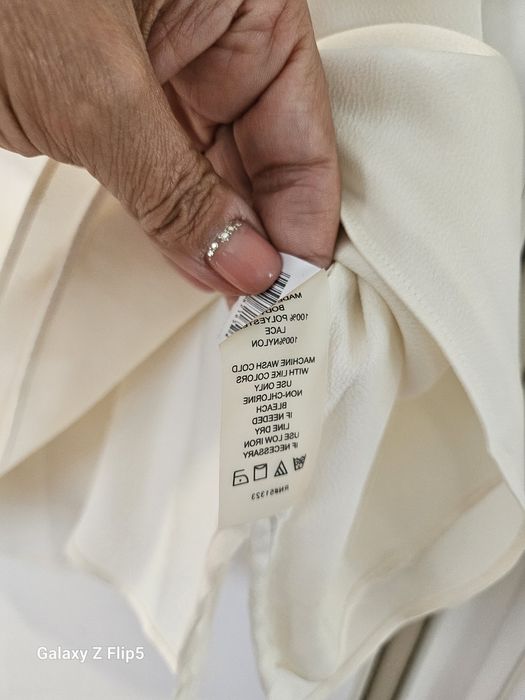 Cămașă fără măneci  marimea L tip pătase