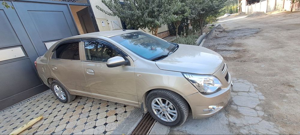 Cobalt sotiladi  #ghovghkmdaxg
Pozitsya 2
 Yili 2013
Prabeg 382.000 km