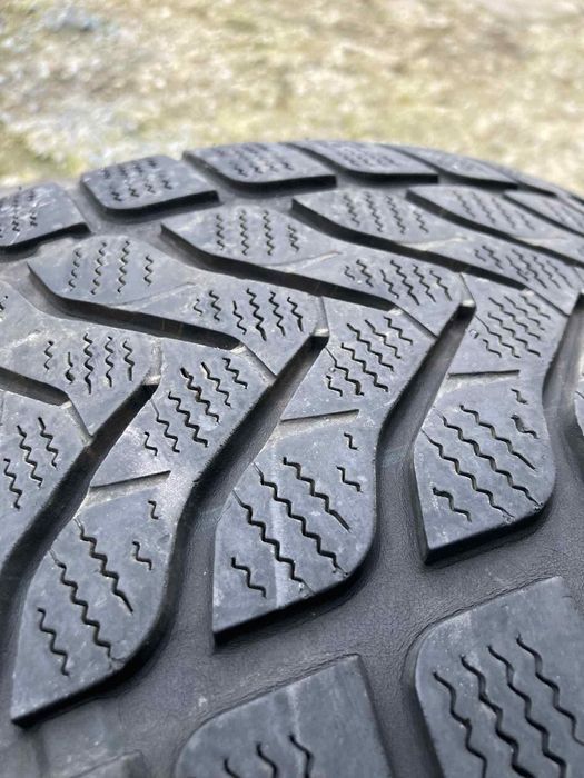 Зимни гуми 245/45/17