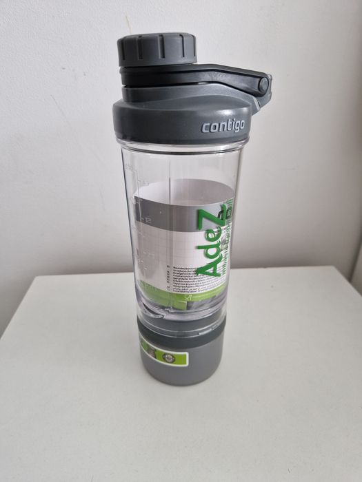 NOU Sigilat Shaker CONTIGO Shake&Go Tritan 650 ml