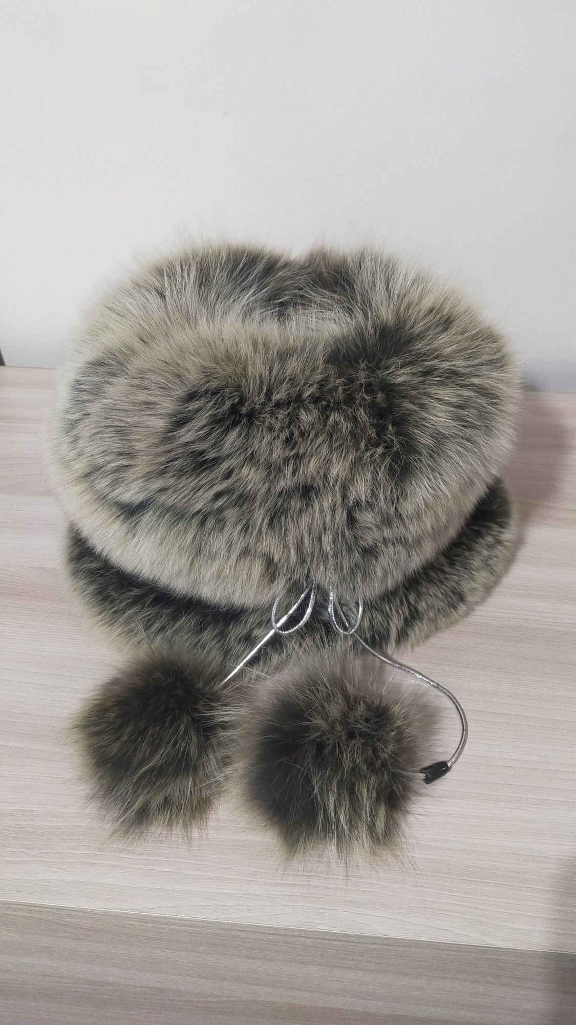 Продам меховую шапку