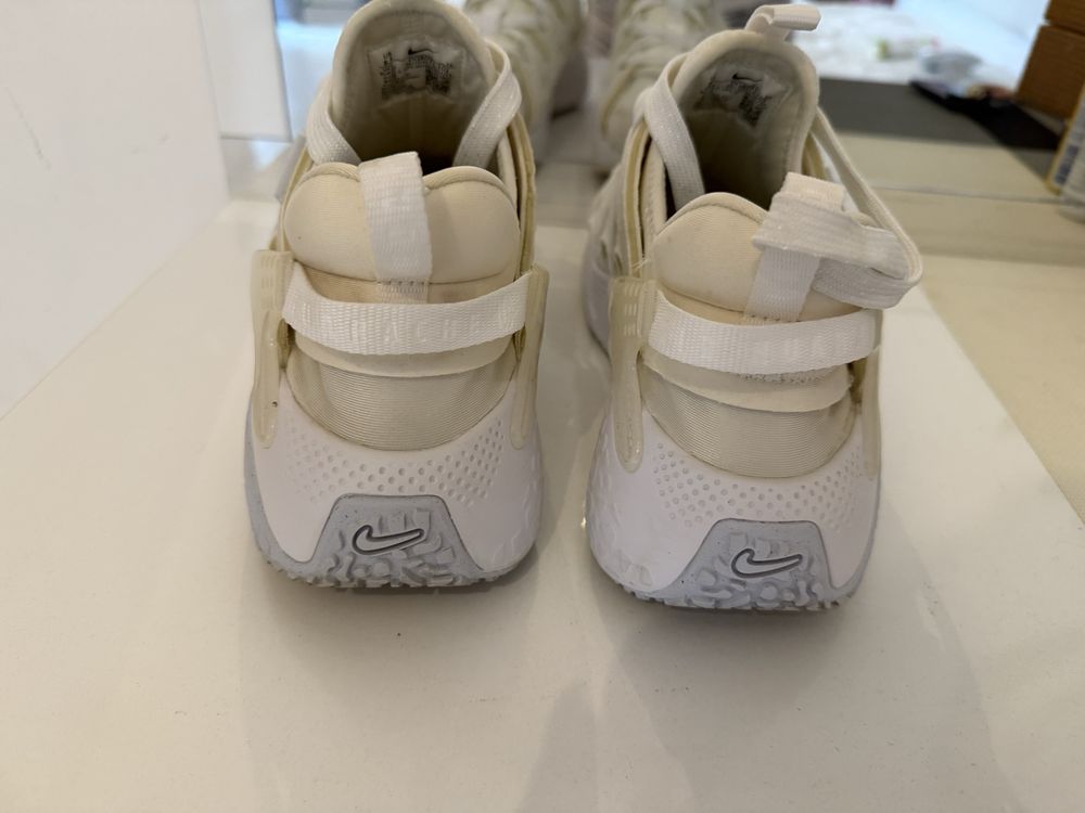 Дамски маратонки Nike Huarache