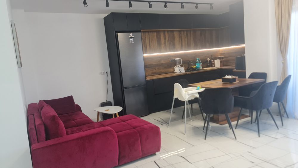 Apartament 3 camere zona Terra