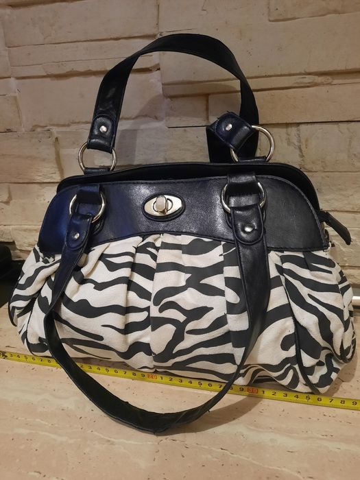 Genti de umar cu paiete,broderie,blanita sau de lac