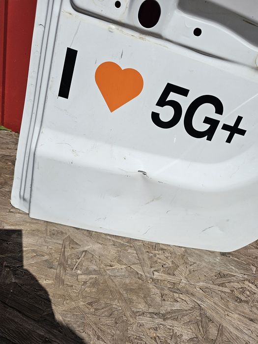 Usa batanta dreapta Dacia Dokker